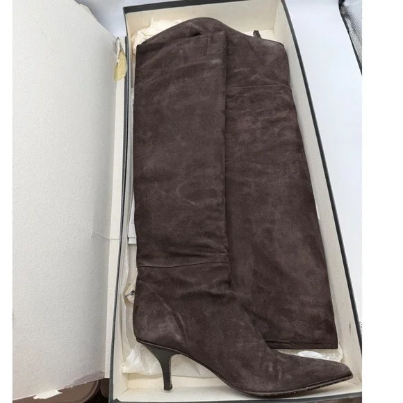 GUCCI Suede Knee High Boots Kitten Heel Pointed Toe Brown Women's Size 7.5 w box - Picture 2 of 16